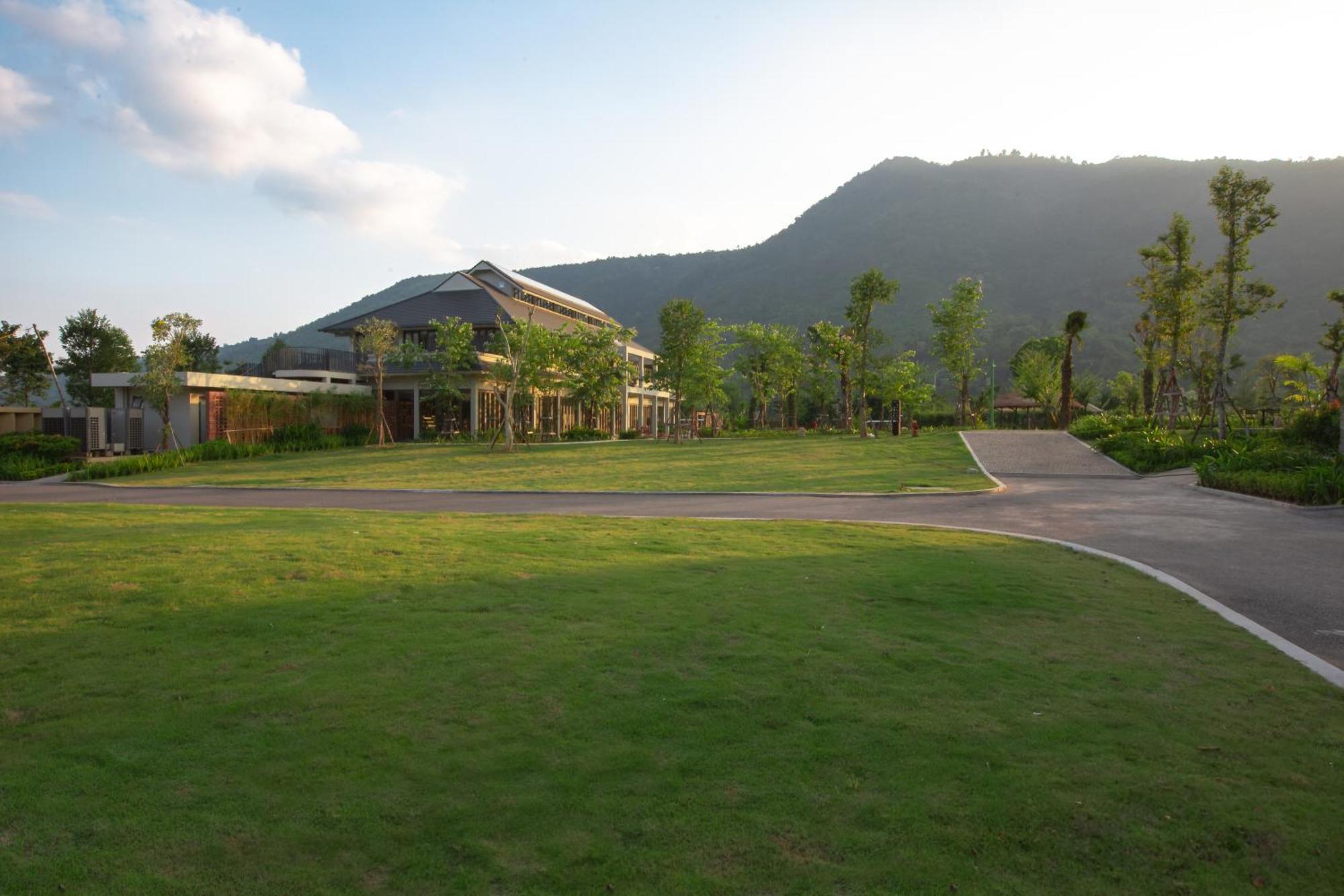 Готель Mandala Retreats Kim Boi Hoa Binh Екстер'єр фото